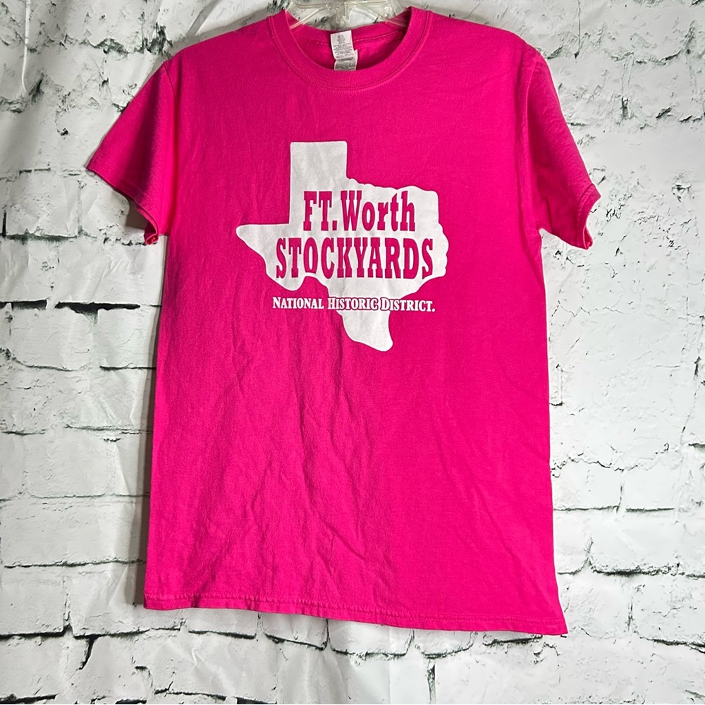Gildan Ft. Worth Stockyards Shirt - Picture 1 of 8